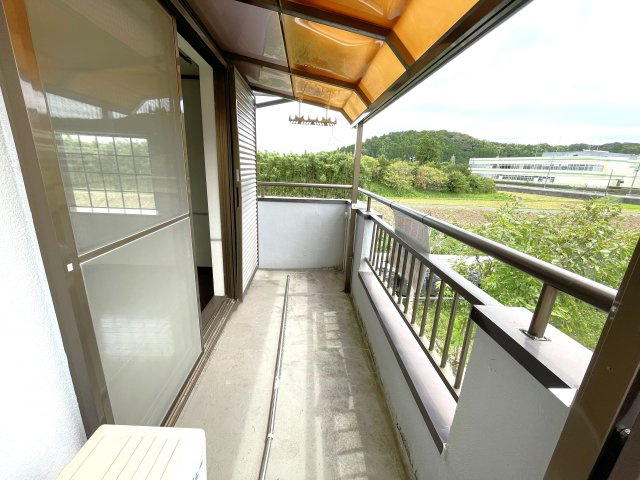 上永吉須永貸家のバルコニー