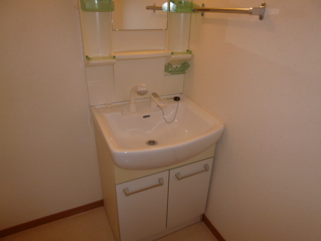 ノーブルシオリの独立洗面台|洗髪洗面化粧台