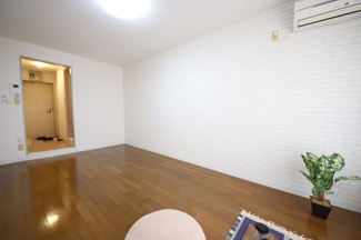 【居間・リビング】 | ラヴィエ新宿 | ※前回募集時の写真です（現況優先）