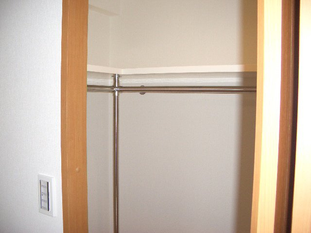 日神デュオステージ船橋のその他|クローゼットたっぷり入ります