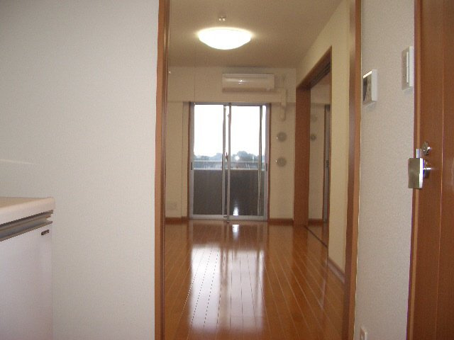 日神デュオステージ船橋の設備|玄関から室内