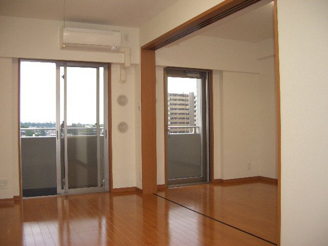 日神デュオステージ船橋の居間・リビング|全室フローリングです