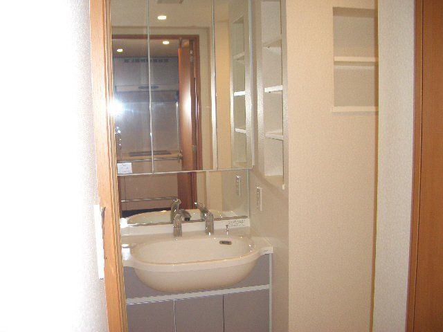 日神デュオステージ船橋の洗面所|独立洗面台