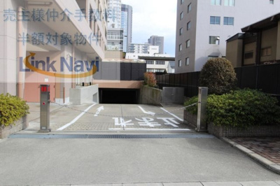 【周辺】 | ユニハイム与力町公園 | 駐車場です