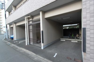【駐車場】 | アビタシオン榴岡