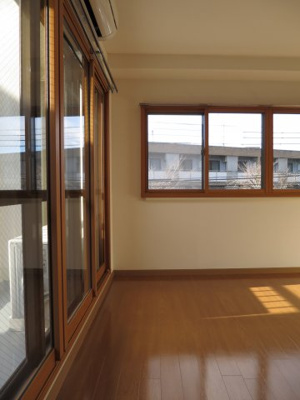 【洋室】 | e-River chofu | ゆったりした洋室です