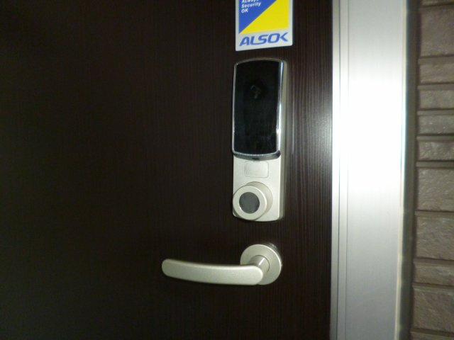 メゾンモナミの玄関