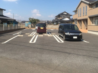 【駐車場】