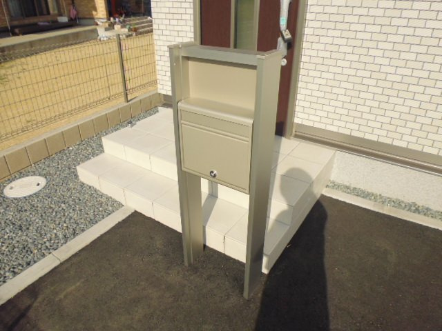 エルメゾン雅　Ｂのその他共用部分|郵便ポスト