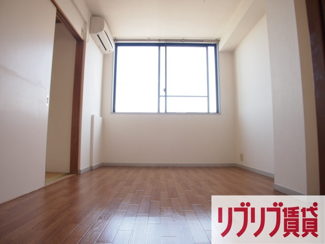 亀ヶ岡ロイヤルハイムの寝室