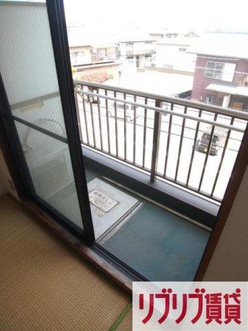 亀ヶ岡ロイヤルハイムのバルコニー