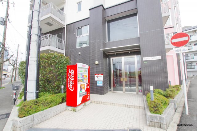 リバープレイス梅田北　仲介手数料無料のエントランス