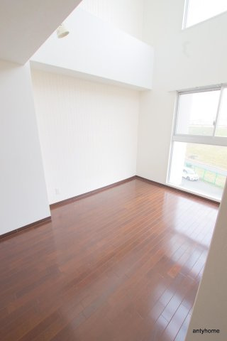 リバープレイス梅田北　仲介手数料無料の寝室