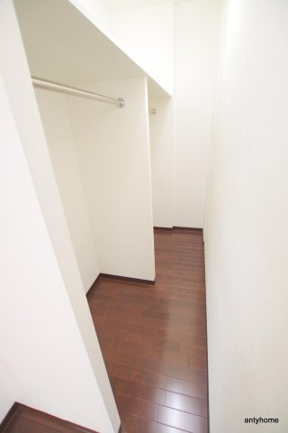 リバープレイス梅田北　仲介手数料無料の収納