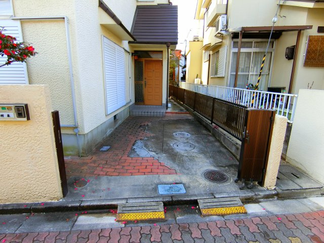 上田貸家の駐車場