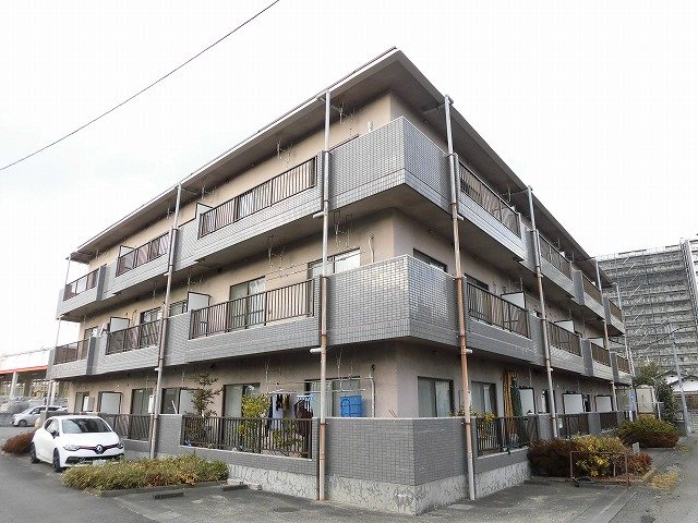 昭島市松原町１丁目の賃貸マンションの外観