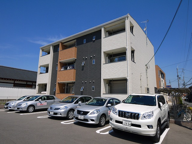 ガーデン・ヴィラ　Ａ棟