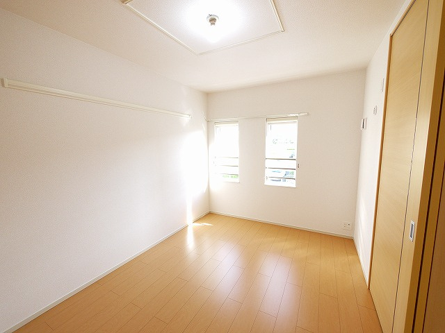 パルサーレジデンスの洋室|コンパクトで使いやすい洋室です