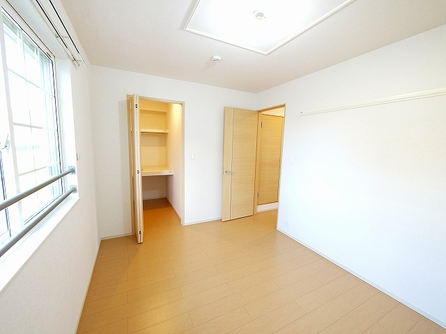 パルサーレジデンスの洋室|ゆったりした洋室です