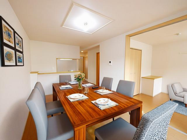 パルサーレジデンスの居間・リビング|CGで家具等を配置したもので家具等は含まれません。