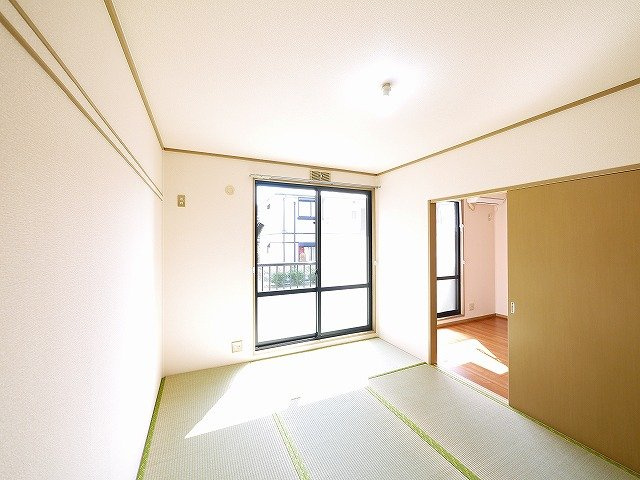 ファミール州見　C棟の和室|和室がひろがる居住スペース