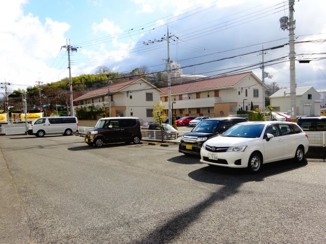 ペドラーム帝塚の駐車場