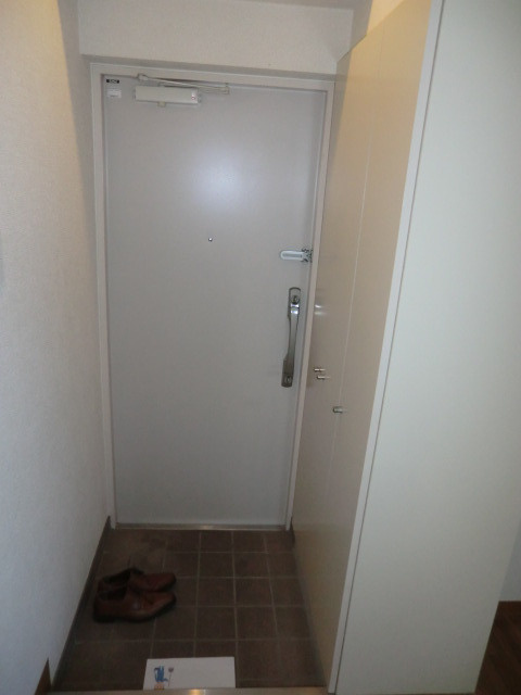 モデラートの玄関