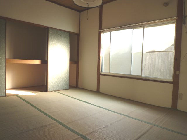 児島稗田町　戸建ての和室