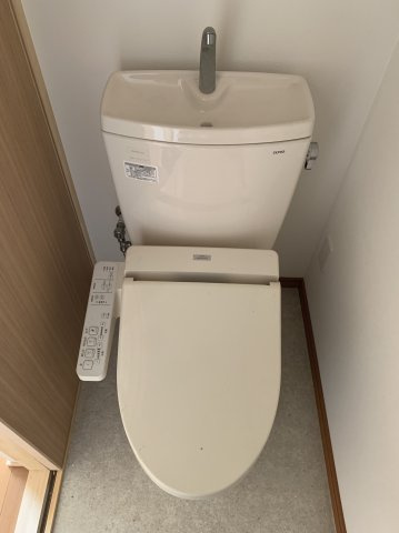 児島稗田町　戸建てのトイレ