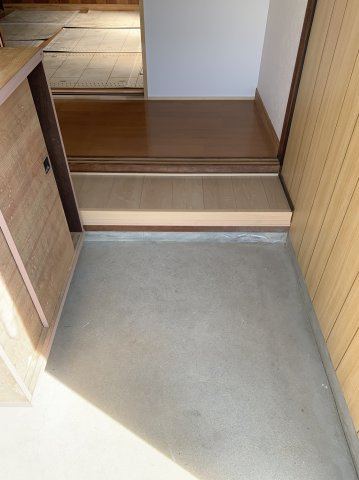 児島稗田町　戸建ての玄関