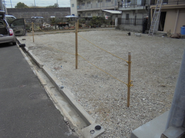 グラッドタウン田井西の前面道路含む現地写真