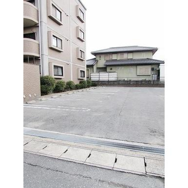 【駐車場】 | サンセール | 駐車場です