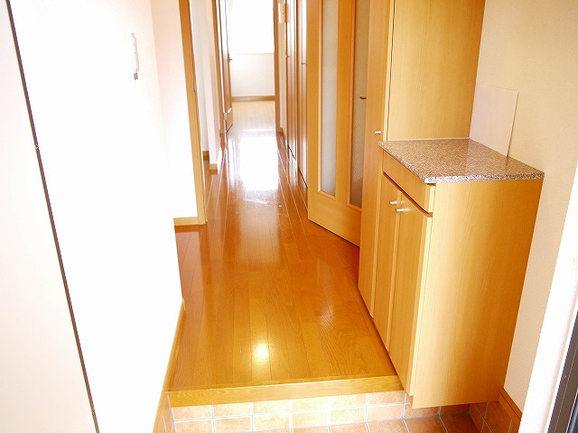 プリベ　ドゥースの玄関|落ち着いた玄関です