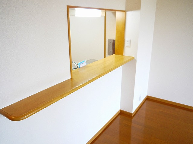 プリベ　ドゥースの設備|カウンターキッチン付きリビング