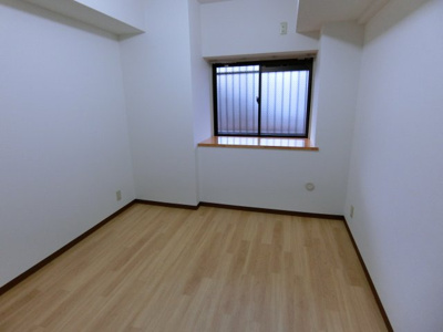 【洋室】 | リヴェール緑地