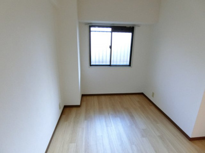 【寝室】 | リヴェール緑地