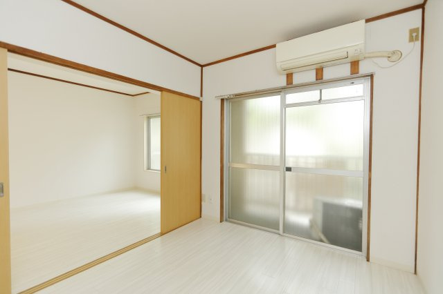 ドミシール平野No.5の寝室