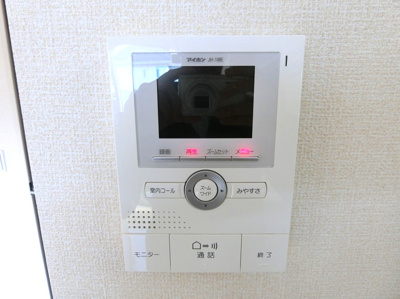 【セキュリティ】 | シズコスタⅠ | 防犯対策に有効なカメラ付きインターホン！録画機能が付いているので留守中の訪問者まで確認できます♪