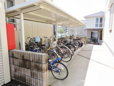 【その他共用部分】 | ソレアードB | 駐輪場