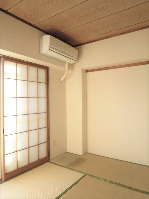 武蔵野ベルハイツ久米川の和室