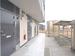 【その他共用部分】 | サンライツ | 屋根付き駐輪場です