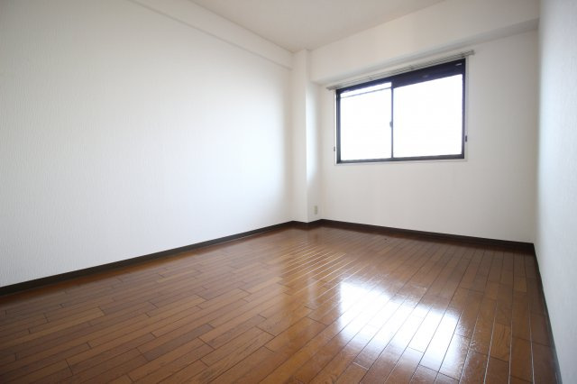 【洋室】 | フェリス旭ヶ丘