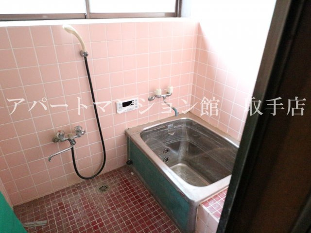 野々井戸建の浴室