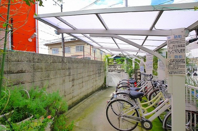 マーガレット（北半田西町）のその他共用部分|駐輪場です