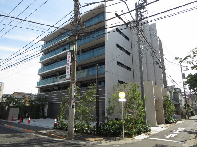 Grand Stage Msquare