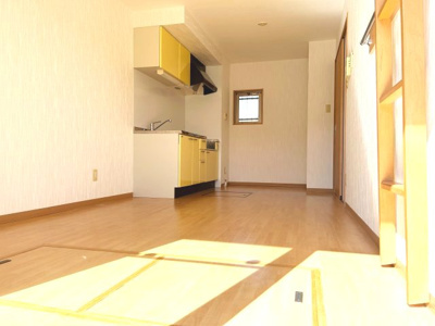 apartment 十日市南１丁目
