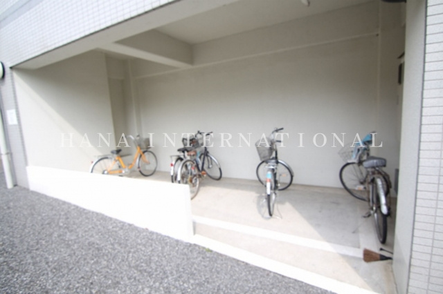 マルヒイーストコート浦安R2のその他共用部分|マルヒイーストコート浦安　駐輪場(^O^)／