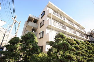 【外観】 | 鉄筋コンクリート造の4階建です
