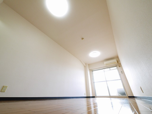 SSKビルの内装|コンパクトで使いやすい洋室です