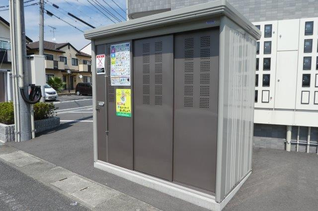 総社市三輪の賃貸マンションのその他共用部分|敷地内ゴミST・当番なし。